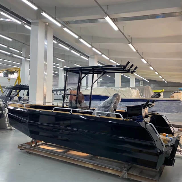 center console boats with cabin.png