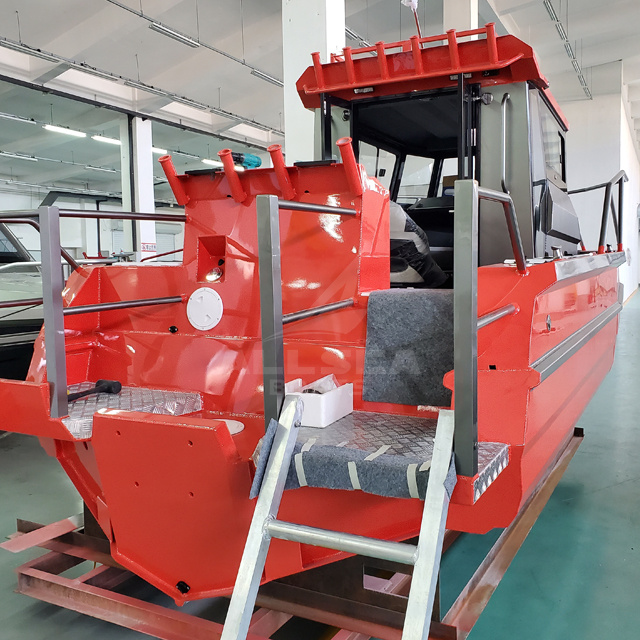 6.85m motor boat