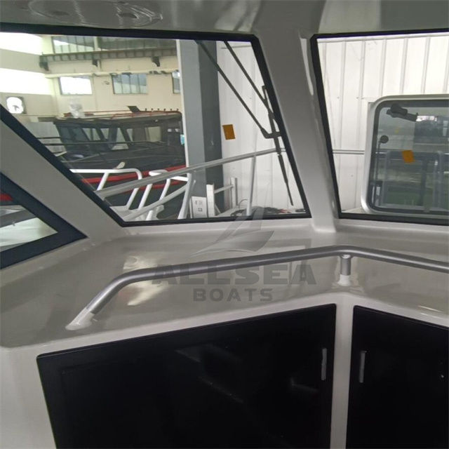 8.8m offshore catamaran