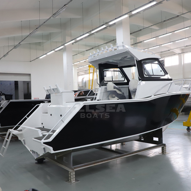 Sporty 6m Aluminium Boats With Accessories For Leisure 