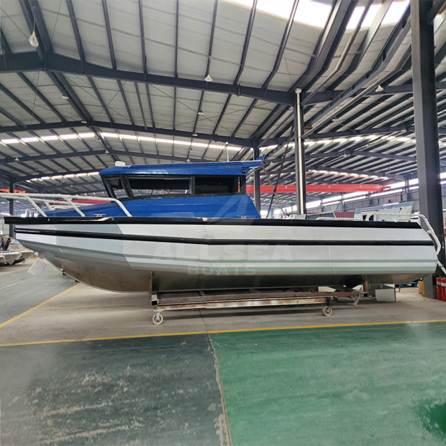Water Offshore Sport Cruising Speed Boat