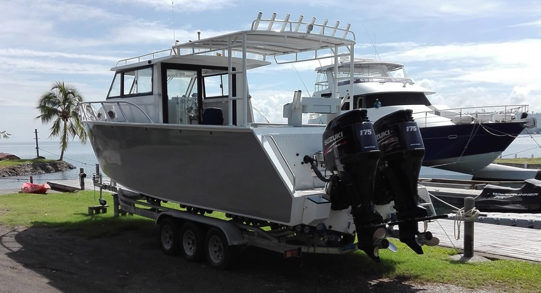 9.6m Full Cabin Boat 9.6m Full Cabin Boat