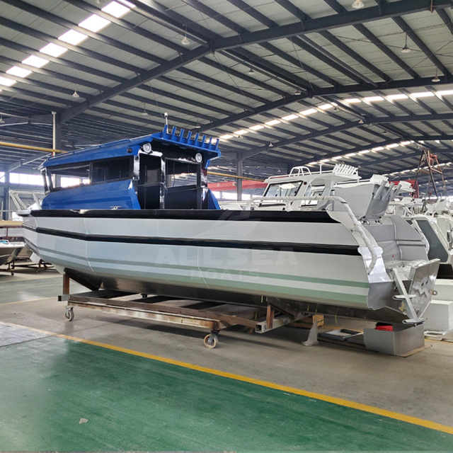sport yacht