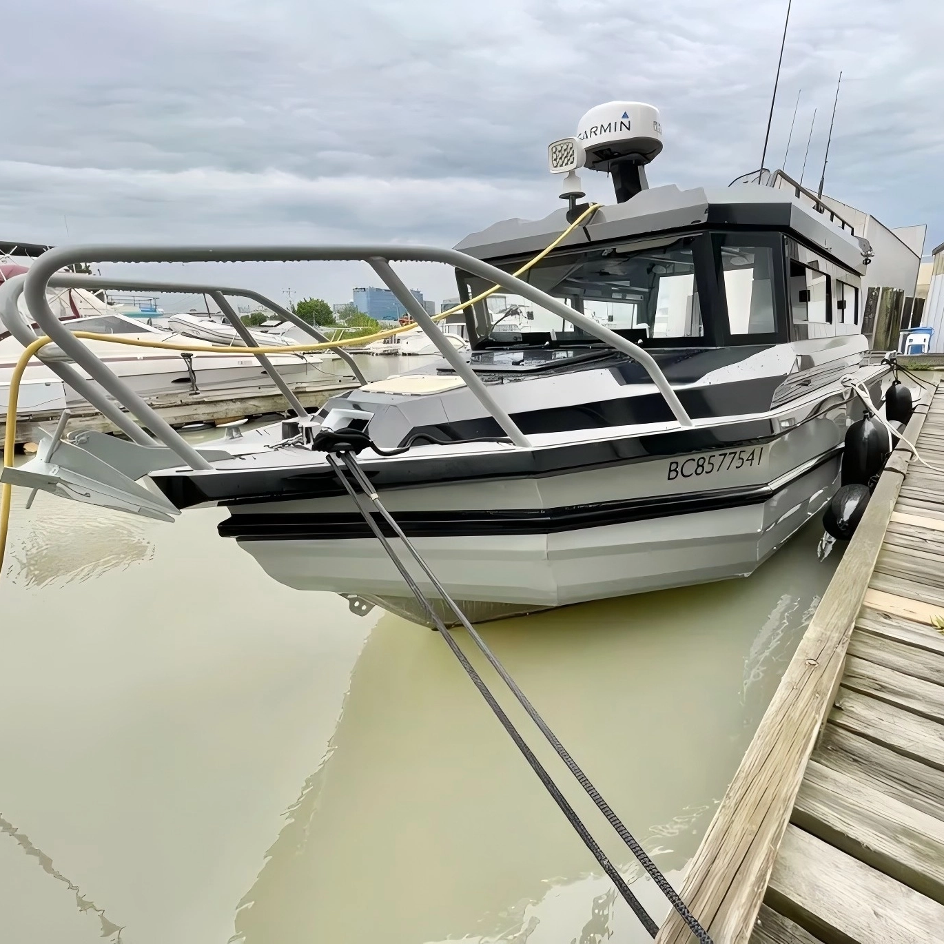 Easycraft 9m Front Door Full Cabin Boat