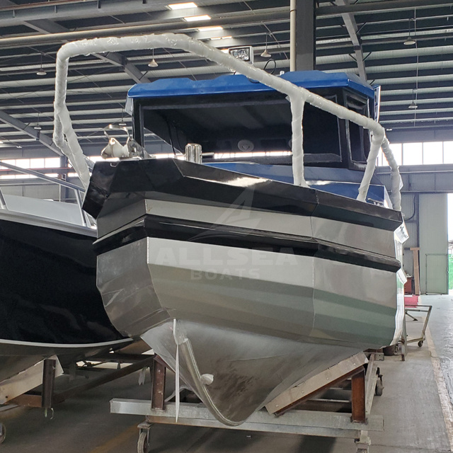 Water Offshore Sport Cruising Speed Boat