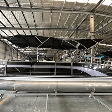 23ft Pontoon Boat